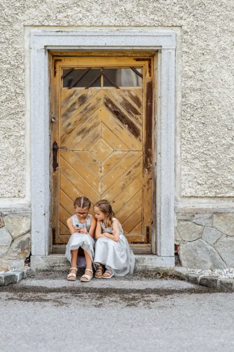 Kinder bei der Hochzeit von Petra und Gerhard - Martin Schinnerl Fotografie