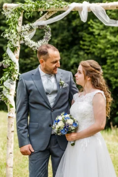 Julia und Alexander beim Brautpaarshooting kurz vor der Hochzeit - Martin Schinnerl Fotografie